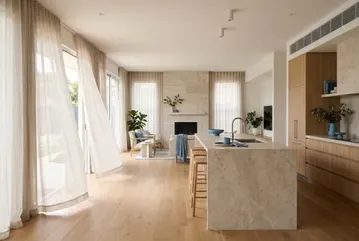 Locked world, open plan placement